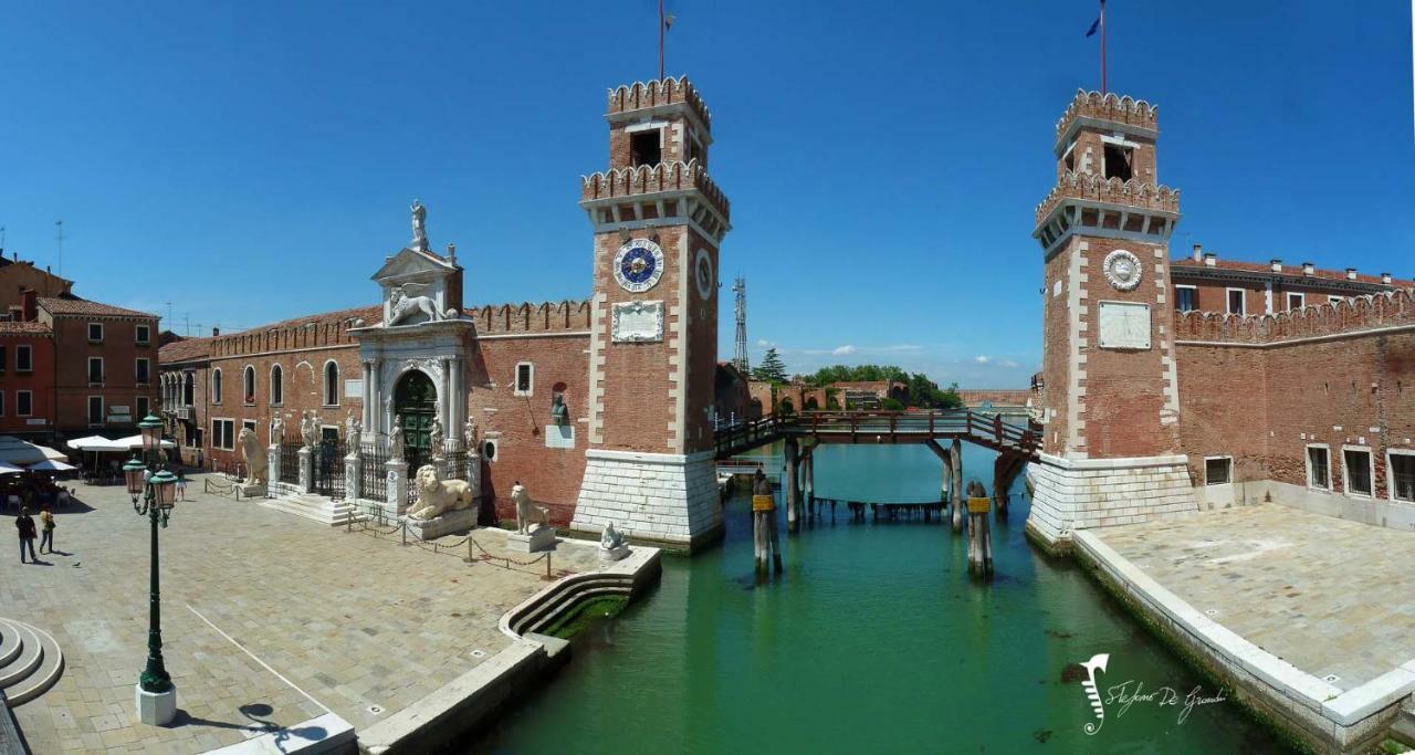 Monolocale La Corte Biennale Venedig Eksteriør billede